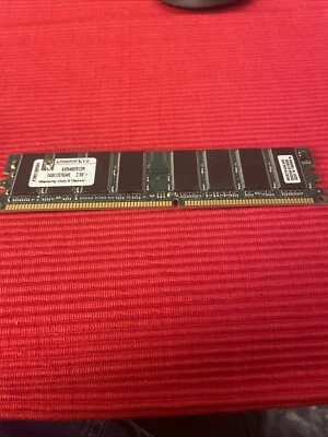 Kingston KVR400/512R PC 512MB DDR RAM 2.6V 740617076349 (CA) Foto 1 de 4