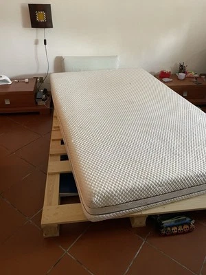letto Una Piazza E Mezza Pallet usato - Immagine 1 di 4