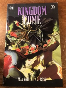 Kingdom Come DC Comics Graphic Novel TPB Alex Ross Mark Waid KOSTENLOSER VERSAND! - Bild 1 von 7