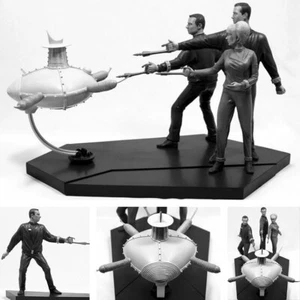Raumpatrouille Orion Crew vs. Robot Figuren Diorama 42 x 22 x 22 cm OVP Neu - Picture 1 of 8