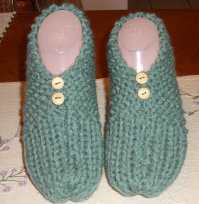 ZAPATILLAS DE PUNTO HECHAS A MANO PARA HOMBRE MUJER "LINDAS" TALLA MEDIANA ~ 7 - 9 ~ NUEVAS Foto 1 de 4