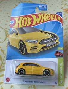 Mercedes-Benz Clase A 18/250 Hot Wheels 2022 HW HATCHBACK 2/5'19 (amarillo) - Imagen 1 de 1