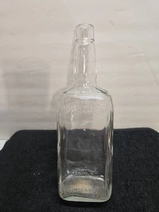 Vintage James B. Beam Distilling Co. Empty 4/5 Bottle Pre-owned (BB) - Picture 1 of 10