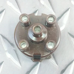 Bosch 03130 For Austin Marina MG Midget MGB Triumph Spitfire TR7 Distributor Cap - Picture 1 of 9