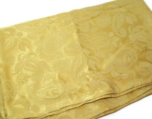 Tagless goldgelbe Paisley Esstischdecke 55" x 80" GEBRAUCHT - Bild 1 von 4