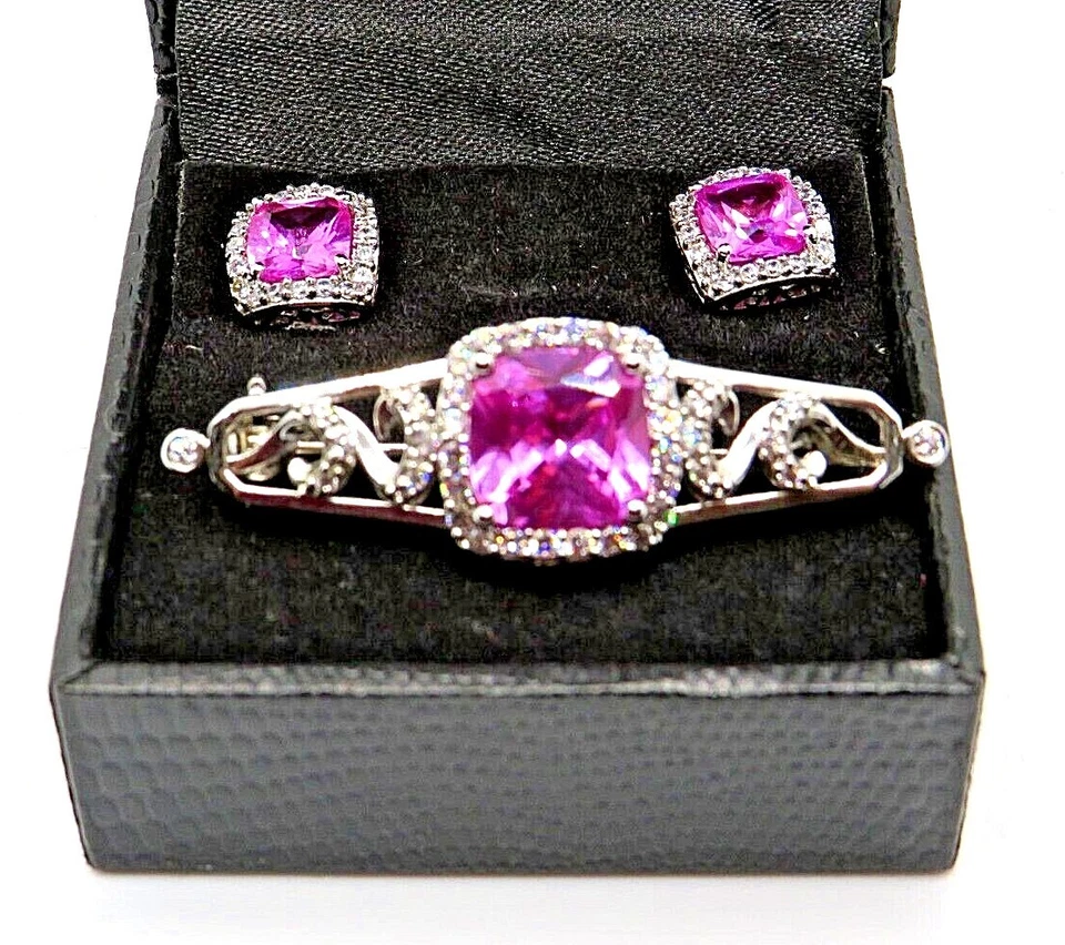 Juego de broches pendientes halo de vidrio rosa corte cojín enchapado en platino costa dorada Foto 1 de 4