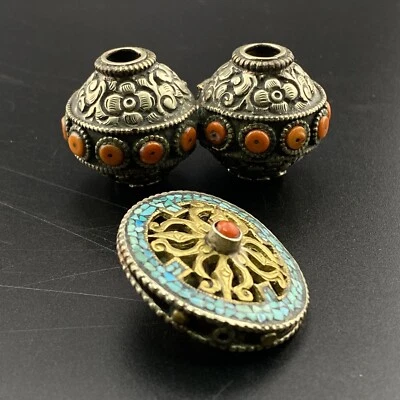 Hermosas cuentas hechas a mano de coral turquesa tibetano hechas a mano excepcionalmente hechas a mano Foto 1 de 4