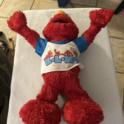 Sesame Street Elmo Sings Dances E-L-M-O (YMCA) Fisher-Price Mattel 2003 funciona Foto 1 de 3