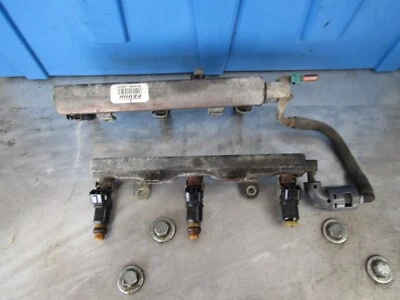 Saturn Vue 2004-2007 3,5 L OEM riel de combustible con juego de inyectores (4 boquillas dañadas) 06 Foto 1 de 4