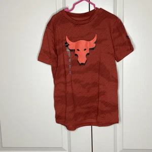 NWT Boys Under Armour Project Rock Performance Tee Shirt - Picture 1 of 4