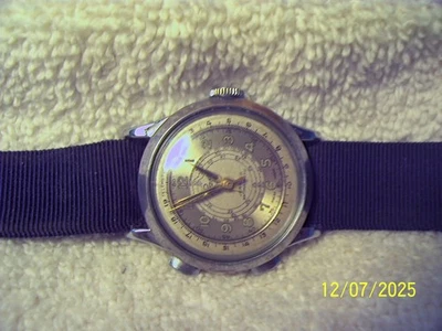 TELÉMETRO DEPORTIVO BASE VINTAGE RARO HOMBRE SUIZO CON RELOJ AÑOS 50 60S Foto 1 de 4