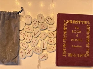Incomplete Bag of Ceramic Etched Rune Stones & The Book of Runes Ralph Blum - Picture 1 of 6