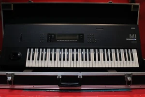 USED Korg M1 Music Workstation Synthesizer Keyboard M-1 U1981 230914 - Picture 1 of 12