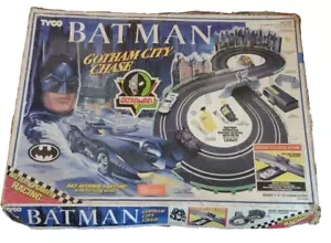 Vintage 1992 Tyco DC Batman Gotham City Chase Slot Car Original Box Packaging - Picture 1 of 13