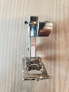 BERNINA Buttonhole Foot #3C - Picture 1 of 5