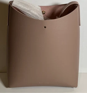 Bolso de mano Samara Bucket para mujer color rosa rubor de cuero vegano bolso minimalista - Imagen 1 de 5