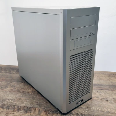 Lian Li PC-9FA silber Aluminium ATX PC-Gehäuse mit 3x Noctua redux-700 Lüfter - Bild 1 von 4