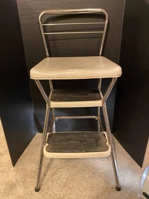 Taburete de metal de cocina Cosco vintage asiento abatible retro tapizado MCM Foto 1 de 4