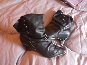 BNIB Beautiful Vintage IRREGULAR CHOICE Dark Brown Soft Leather Ankle Boots UK4