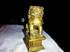 vintage 4,5 pulgadas. Pisapapeles chino foo dog latón ex estado - Imagen 1 de 4