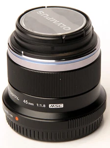 Olympus M.ZUIKO DIGITAL 45mm f1.8 Del Distribuidor - Imagen 1 de 6