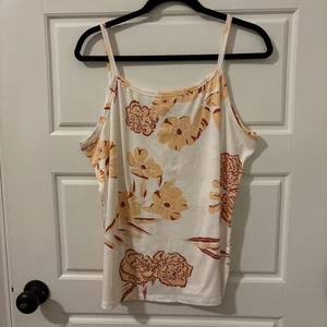 Lularoe Essential Cami Retail $32 - XL - Item#430 - Picture 1 of 5
