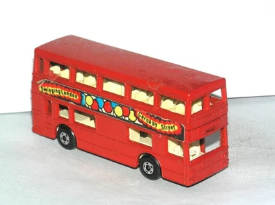 Vintage Superfast Matchbox #17 Londoner **PINK LIGHT SPECIAL** - Image 1 of 2