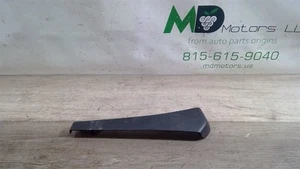 2017-2019 CHEVROLET TAHOE FRONT LEFT DRIVER SIDE SEAT FRAME COVER TRIM L0526423 - Picture 1 of 12