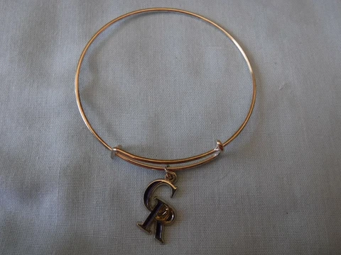 Ladies Silvertone Wire Bracelet Colorado Rockies Logo Charm Cover
