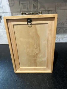 Nie benutzter Holzhalter für ätherische Öle - fasst insgesamt 75 - Bild 1 von 14