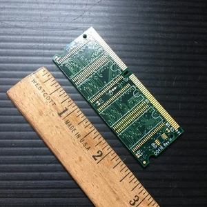 081997I029 90000-20418-216 KMM466F804AS1-L6 64MB EDO non-parity 3.3v 144-Pin RAM - Picture 1 of 3