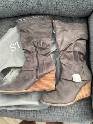 NEW REPORT FOOTWEAR GAETON WEDGE BOOTIE DARK GRAY SZ 7.5 NWT STITCH FIX - Image 1 of 4