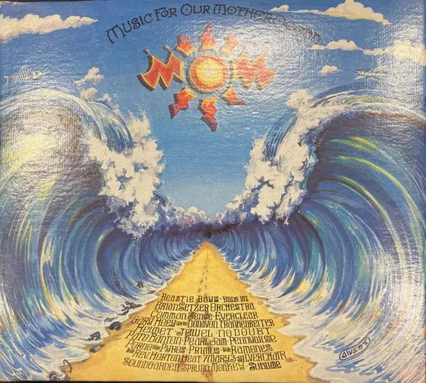 CD The Chumash People / Sprung Monkey / Pearl Jam a.o MOM: Music For Our Mother - Bild 1 von 1