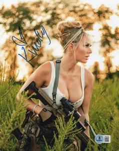 SO HOT!!! Kindly Myers USA Autographed Signed SEXY 8x10 Photo Beckettt BAS - Picture 1 of 1