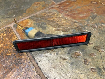 Luz trasera roja para BMW E24 E32 E34 525i 535i 540i 735iL 750iL M5 Foto 1 de 4