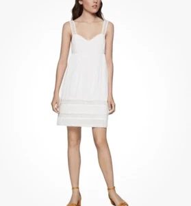 New BCBGeneration Medium White Crochet Trim Cut-Out Mini DRESS Bride Sorority - Picture 1 of 8
