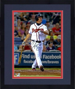 Framed Chipper Jones Atlanta Braves Autographed 16" X 20" Watching Ball Photo - Picture 1 of 1