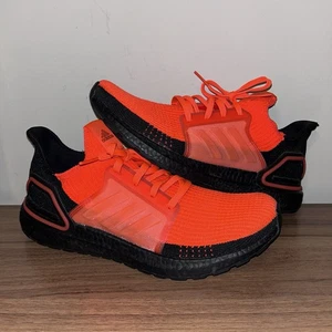 Adidas UltraBoost 19 Herren Größe 10 US Solar Rot Schwarz Sportschuh Sneaker G27131 - Bild 1 von 11