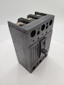 General Electric TQD32125 Circuit Breaker 125A 3P 240V Type TQD - Picture 1 of 12