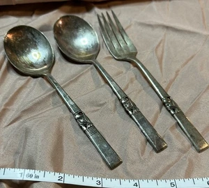 Vintage Oneida Community Coronation Silverplate Flatware Lot Spoons Fork - Picture 1 of 8