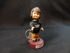 Mono peto BUDDY LEE! MUÑECA Bobble Head - Imagen 1 de 10
