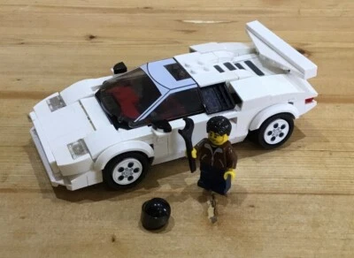 LEGO SPEED CHAMPIONS: Lamborghini Countach (76908) With Mini Figure. - Image 1 of 4