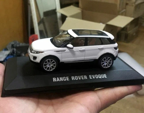 RANGE ROVER EVOQUE 1/43 scale Diecast Model Cars *WHITE* New in Box - Image 1 of 1