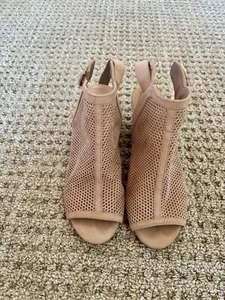 UNISA Pryce Faux Suede Bootie Shoes Size 8.5M Womens Heels Peep Toe Ankle Strap - Picture 1 of 9