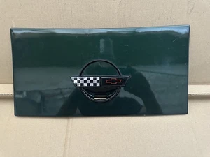 84-96 CORVETTE C4 COUPE GAS FUEL DOOR 14047485 POLO GREEN - Picture 1 of 7
