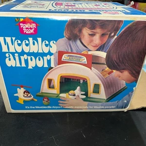 Vintage WEEBLES WEEBLEVILLE AIRPORT Office Plane People Romper Room Hasbro 1973 - Picture 1 of 8