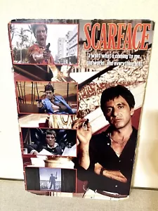 Poster film Scarface (Universal Studio) usato (22”X 34”) - Foto 1 di 13