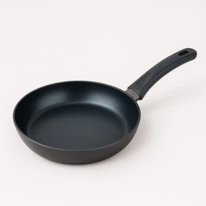 Aluminium Bratpfanne 26 cm Antihaft mit Griff für tägliches Kochen Bratpfanne - Bild 1 von 1