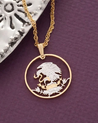 Collar colgante moneda signo de la Ciudad de México. Corte a mano - 7/8" diámetro. ( # 435 ) Foto 1 de 2