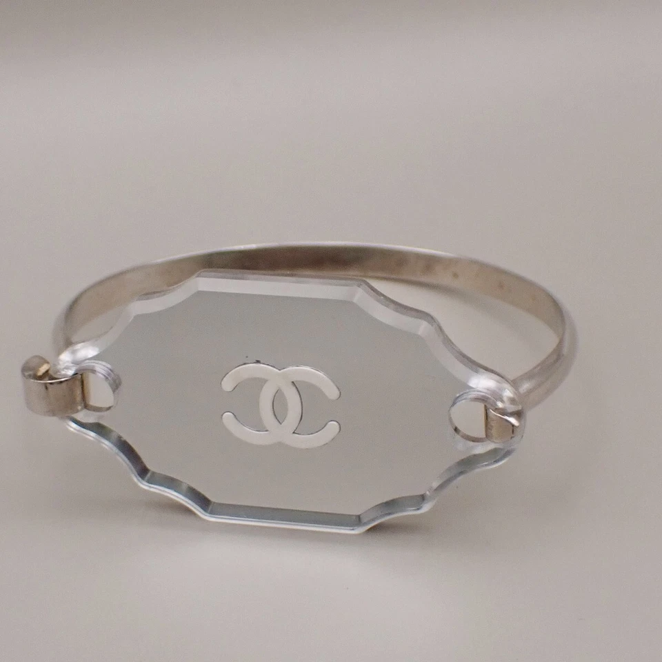 Brazalete Brazalete CHANEL CC Logo Espejo 03C Plata Francia Accesorio 62RK170 Foto 1 de 4